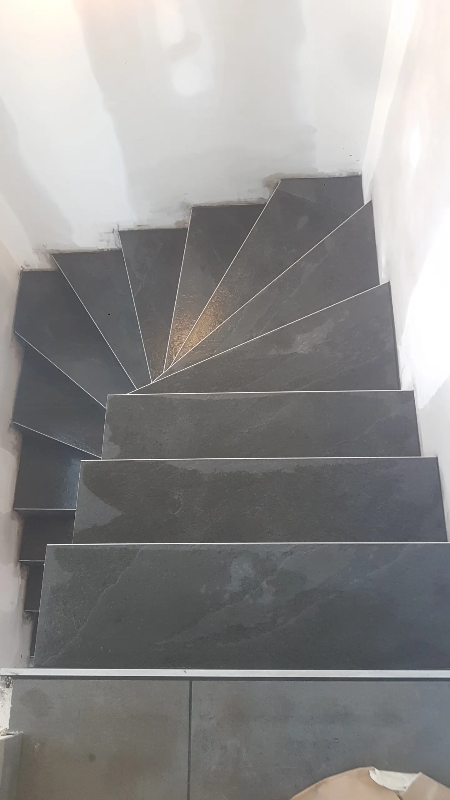 las du carrelage 53